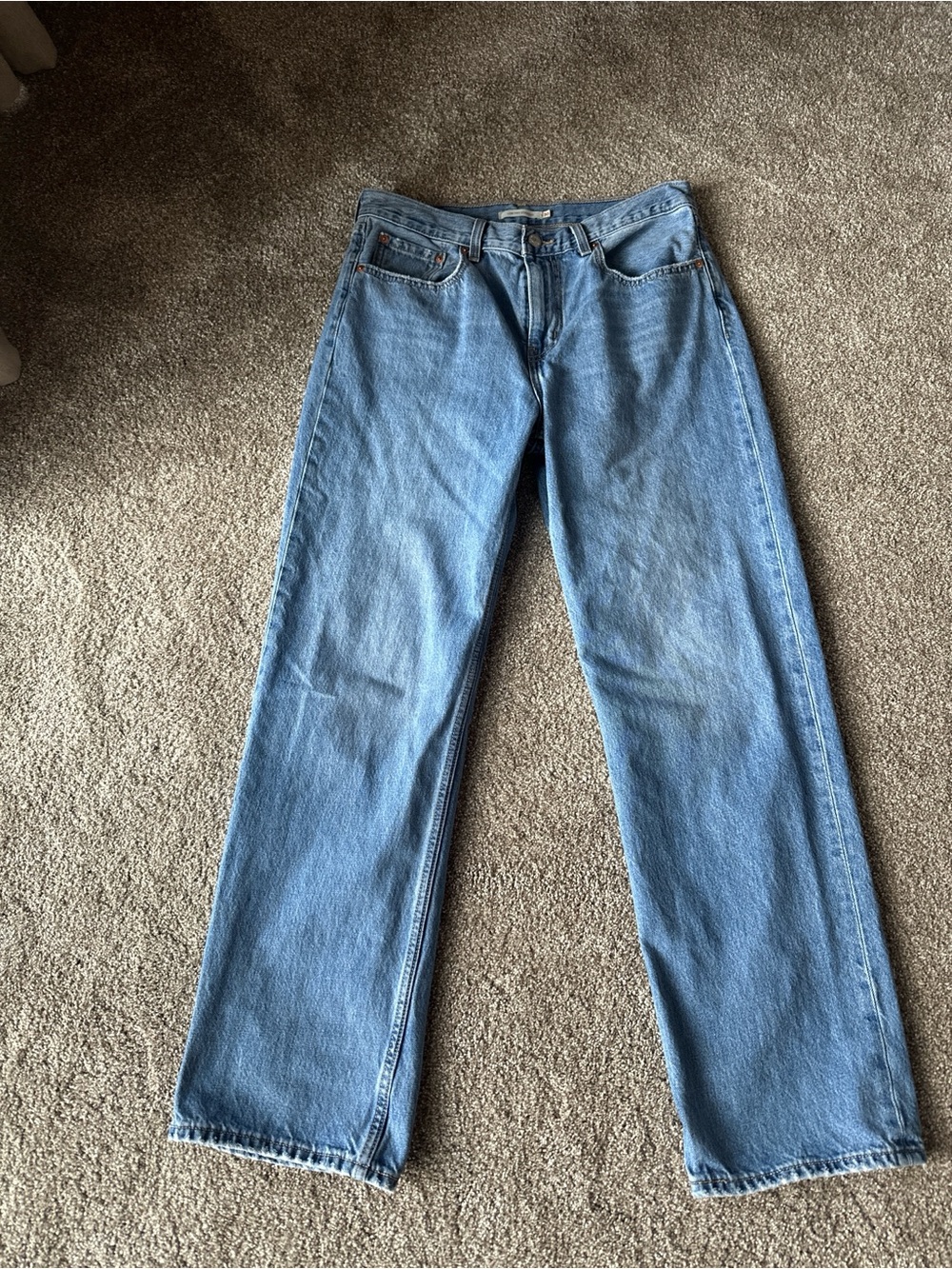 Levi’s Low Pro Straight Jeans Size 30 Mid Rise 90s Relaxed Fit Light Wash
